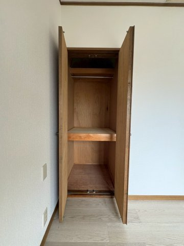 東奈良２丁目貸家の内装