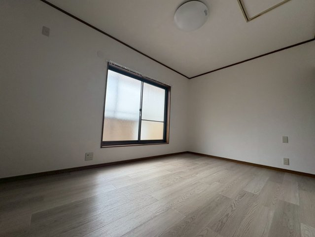 東奈良２丁目貸家の内装