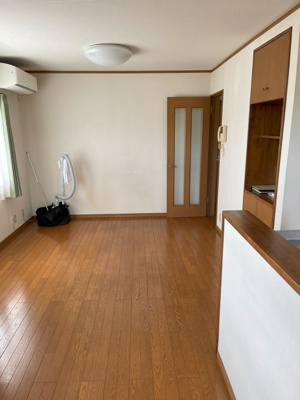 【居間・リビング】 | 石川2丁目戸建