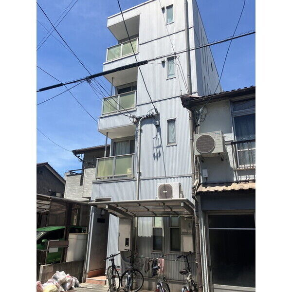 フジメゾンセントレノ　名古屋市賃貸　仲介手数料無料のエントランス