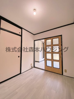 【洋室】 | 　プチメゾン香里園 | 使いやすい洋室です