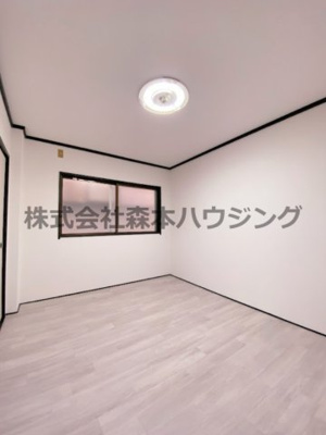 【洋室】 | 　プチメゾン香里園 | 使い勝手のいい洋室です