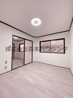 【洋室】 | 　プチメゾン香里園 | 個人の部屋や寝室として使える洋室です
