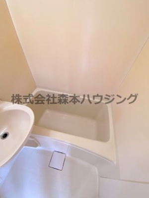 【浴室】 | 　プチメゾン香里園 | 日々の暮らしに欠かせないお風呂です
