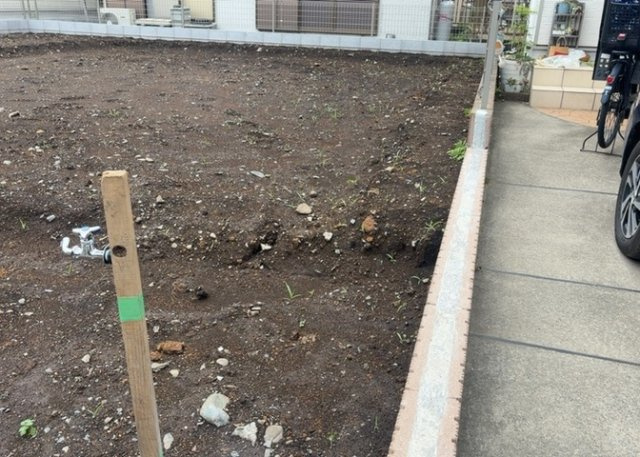 【玄関】 | 玄関は、狭すぎると複数人で使いにくく、広すぎても無駄な空間になりがちです。最低2畳を目安にして、家の広さとの兼ね合いや家族の人数を考慮して決めるとよいでしょう。現地を見学して快適な玄関を選びましょう！