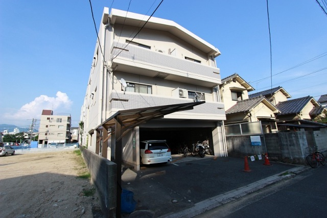 サンハイツ正路