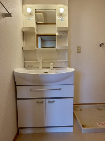 【洗面所】 | エスペランサⅡ（橋本市胡麻生） | 忙しい朝には欠かせない洗面所です