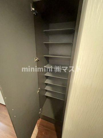 プレジオ弁天町の収納