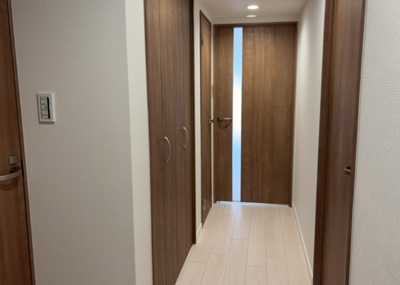 【内装】 | ライトウェーブ淵野辺本町 | 内装はとにかくおしゃれなものがいい！と選ぶ前に、まず住んだ後のことを想像してみましょう。住んでみたらコンセントの位置が悪くて使いにくいなど出てきます。事前にどの家電をどこに置くか想定しておきましょう。