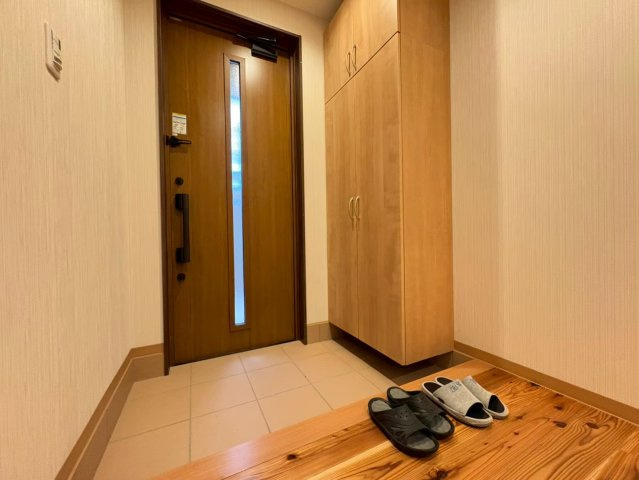カーサ千里山の玄関