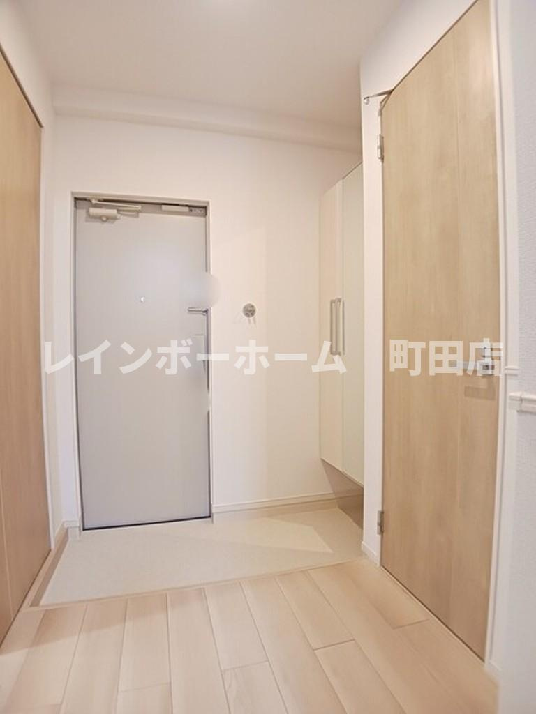 ルリアンラポーズ※初期費用分割あと払いサービス利用可能物件の玄関