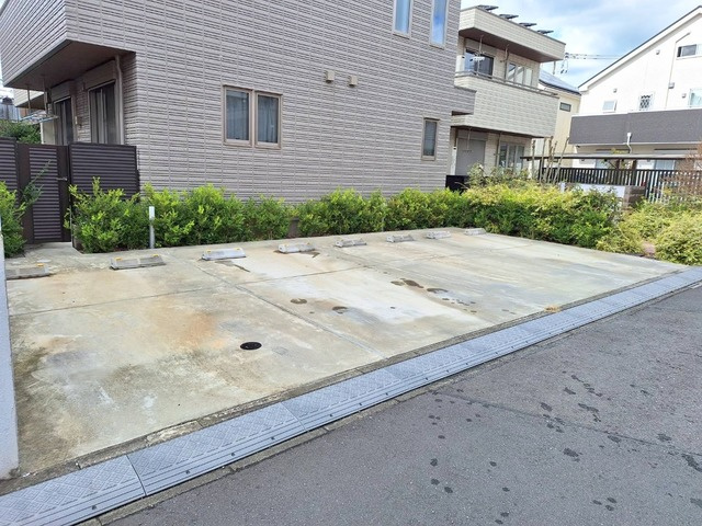 ヴィオリラⅡの駐車場|★敷地内駐車場あり★