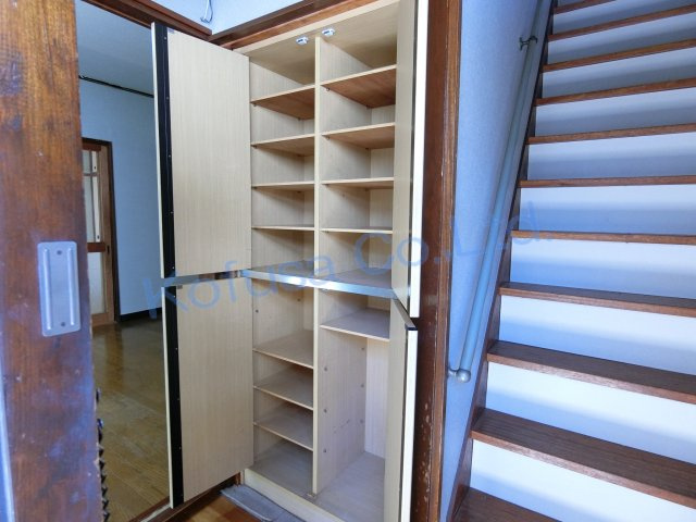  | 塩屋台2丁目貸家