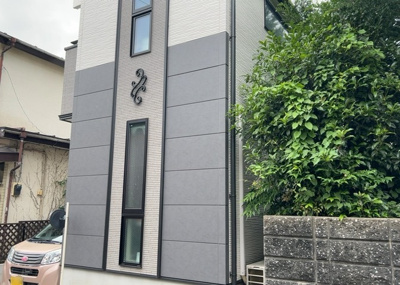 【外観】 | ガルボシティー相模原市南区大野台５丁目７期 | 現地に行くなら、物件の周囲の地形がどうなっているかを見ることも大切です。周辺より低くなっている土地では、大雨などで水が集まりやすいため、地盤が弱くなっているということも考えられるため、注意が必要です。