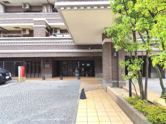 ナイスシティアリーナ新小岩のエントランス