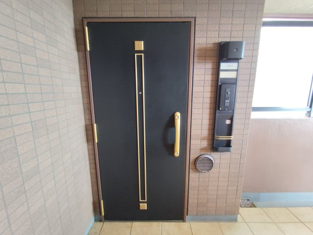 ナイスシティアリーナ新小岩の玄関