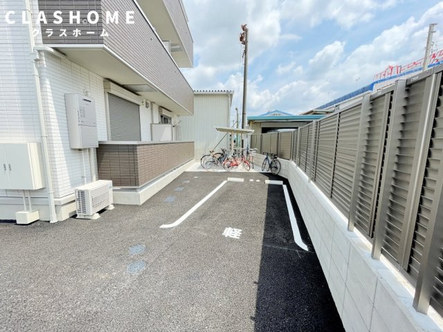 ＧＲＡＮＤ　Ｄ－ＲＯＯＭ上重原　　刈谷市近郊の賃貸はクラスホーム刈谷店の駐車場