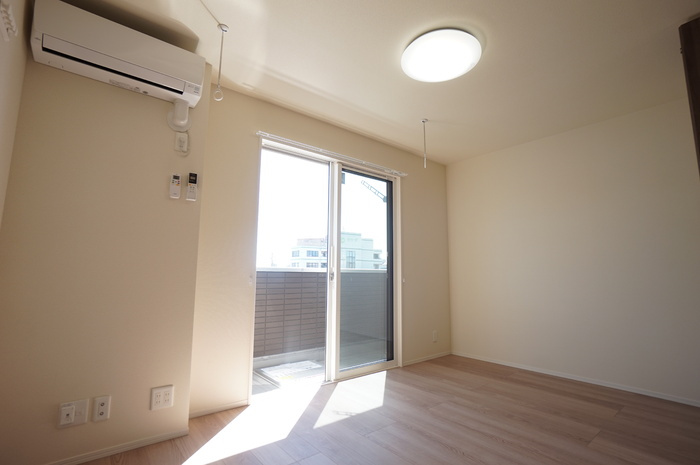 ＧＲＡＮＤ　Ｄ－ＲＯＯＭ上重原　　刈谷市近郊の賃貸はクラスホーム刈谷店の居間・リビング