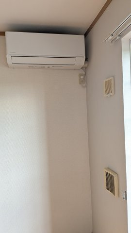 メル・グランセの設備