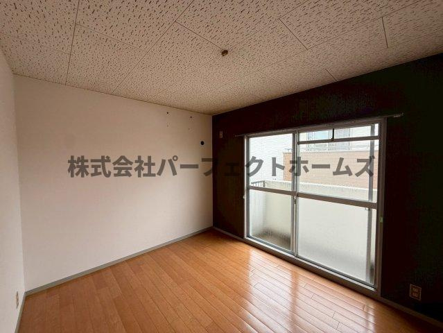 西牧野3丁目テラス　の洋室|ゆったりした洋室です