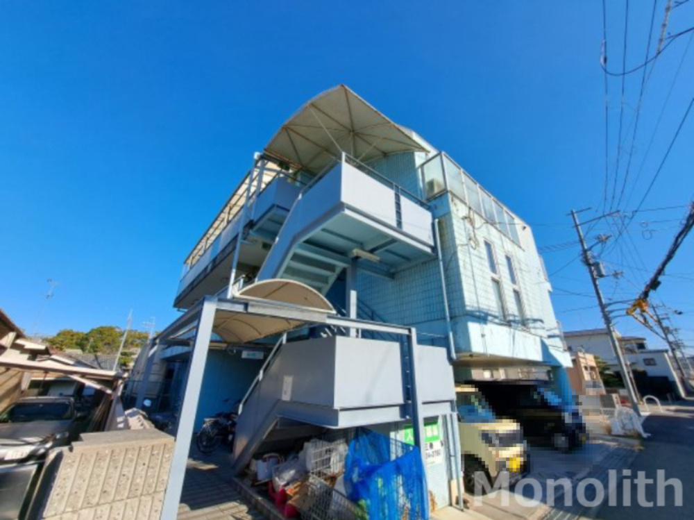 カーサくずのはのエントランス