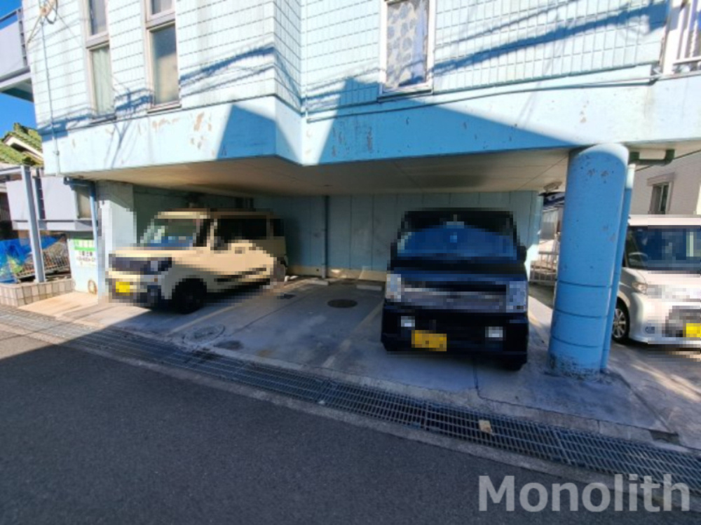 カーサくずのはの駐車場