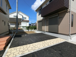 【駐車場】