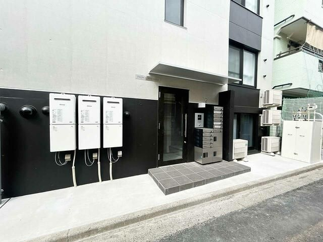 マイナビＳＴＡＹアーバンスイート町屋リバーシティのエントランス