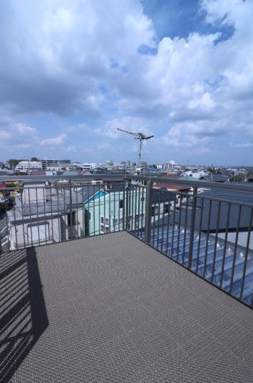 茅ヶ崎市中海岸3丁目　中古戸建のバルコニー|ルーフバルコニー