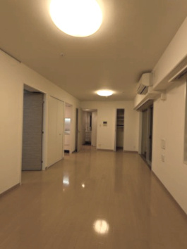 エムジー目黒駅前のロビー