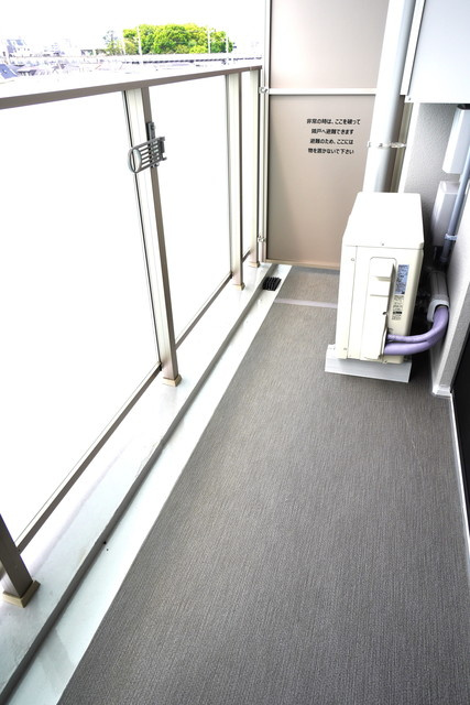Ｊ．ＧＲＡＮ　Ｃｏｕｒｔ　品川西大井ＷＥＳＴのバルコニー|※写真は同タイプ住戸です。