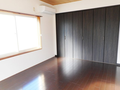 【洋室】 | 門前２Ｆ建て | ※設備は現況に従います