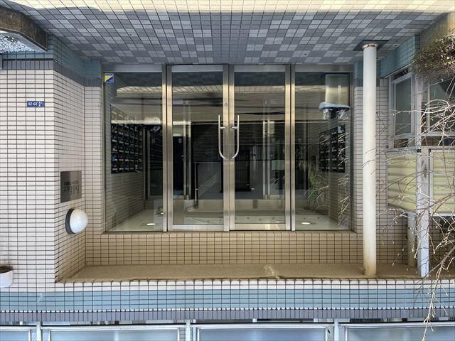 ベルファース朝霞台のエントランス