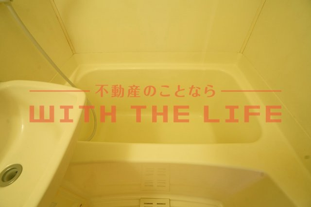 プレミール京町【キャッシュバック対象物件】の浴室|ゆったり過ごせるお風呂です