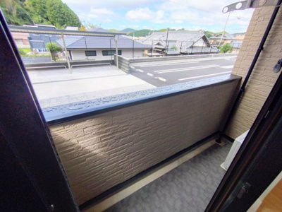 【周辺】 | ハウスプリムローズ　Ⅷ | ファミリーマート重根店様まで750m