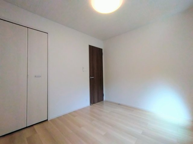 ハウスプリムローズ　Ⅷの洋室