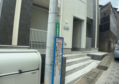 【外観】 | フルセイルかしわ台 | 物件によっては、入居者が個人的に使用できる専用庭がついているものもあります。また、住宅の中にある土間の部分を庭と呼ぶこともあります。庭の用途は住む人によって変わり、それによってデザインもさまざまです。