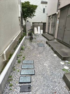 【エントランス】 | ラターシュ本郷