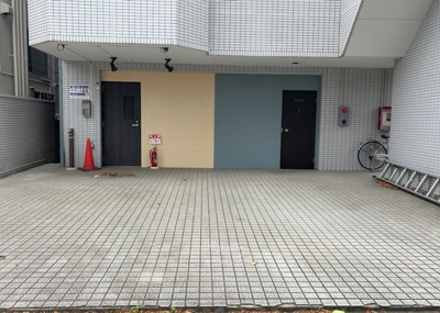 【外観】 | エターナル千代田 | 土地購入を検討されている場合、境界杭がない状態で購入してしまうと境界確定測量をする必要があり、費用がかかります。購入の前に、売主、隣土地所有者立ち合いのもと境界を確定し境界杭を設置するのがベストです。