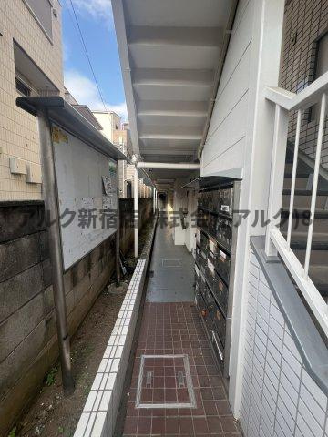 ハイシティ笹塚のエントランス