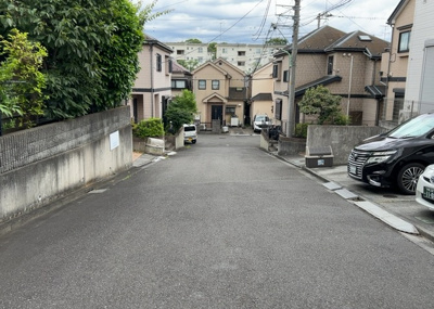 【展望】 | まほーむ藤の台 | 桜や紅葉の名所に出かける人は多いと思いますが、家にいながら季節の移ろいを感じる生活を送りませんか？リビングや窓から見える景色が生活を彩るワンポイントに！現地から見える景色を堪能してみては如何でしょう。
