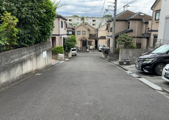 【展望】 | まほーむ藤の台 | 桜や紅葉の名所に出かける人は多いと思いますが、家にいながら季節の移ろいを感じる生活を送りませんか？リビングや窓から見える景色が生活を彩るワンポイントに！現地から見える景色を堪能してみては如何でしょう。