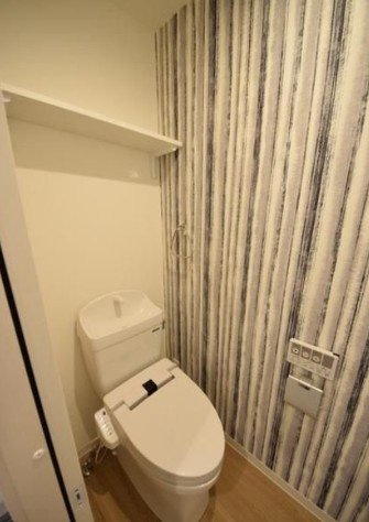 特典：仲介手数料が無料です!!のトイレ|ゆったりとした空間のトイレです