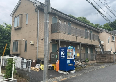 【外観】 | ラ・カーサフェリーチェ | 物件の詳細については、現地を見てわかること以外に、役所や法務局などで調べないとわからないことがあります。そのため、現地に行く場合は、もしこの物件を買ったらどのような生活ができるかをイメージしましょう。