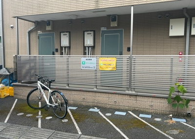 【外観】 | ラ・カーサフェリーチェ | 人が暮らすうえで日光は大切な要素となります。日当たりの良さは譲れないポイントですね。併せて近くに大きな建築物の建築予定がないか、あるいはそれが可能な土地が近くにないか事前に確認することもお勧めします。