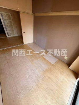 【寝室】 | サンスリーハイツ布施