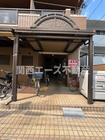 【エントランス】 | サンスリーハイツ布施