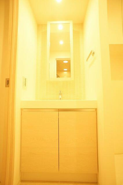 プライムメゾン蔵前の洗面所