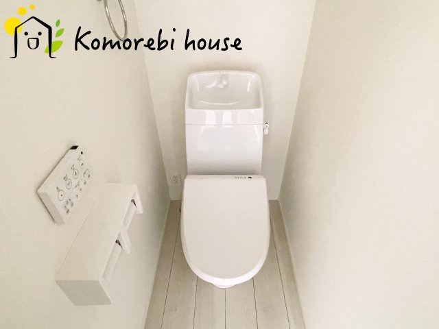 上尾市大谷本郷　01期　新築一戸建て　リナージュネクスジー　01のトイレ|落ち着いた色調のトイレです