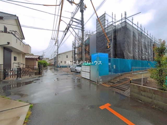 上尾市大谷本郷　01期　新築一戸建て　リナージュネクスジー　01の前面道路含む現地写真|撮影：'26/05/22
